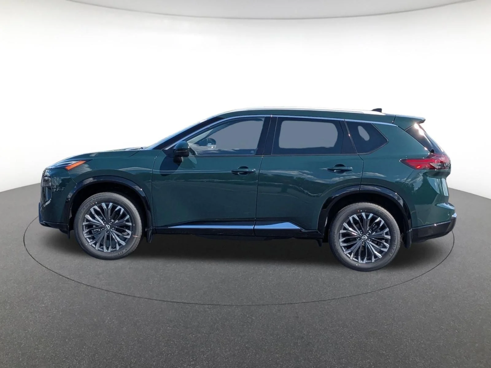 New 2026 Obsidian Green Pearl Nissan Platinum image 9