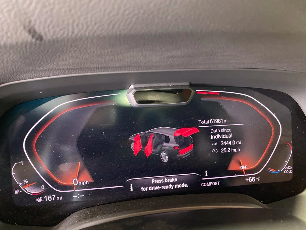 Used 2019 Black Sapphire Metallic BMW xDrive40i image 15