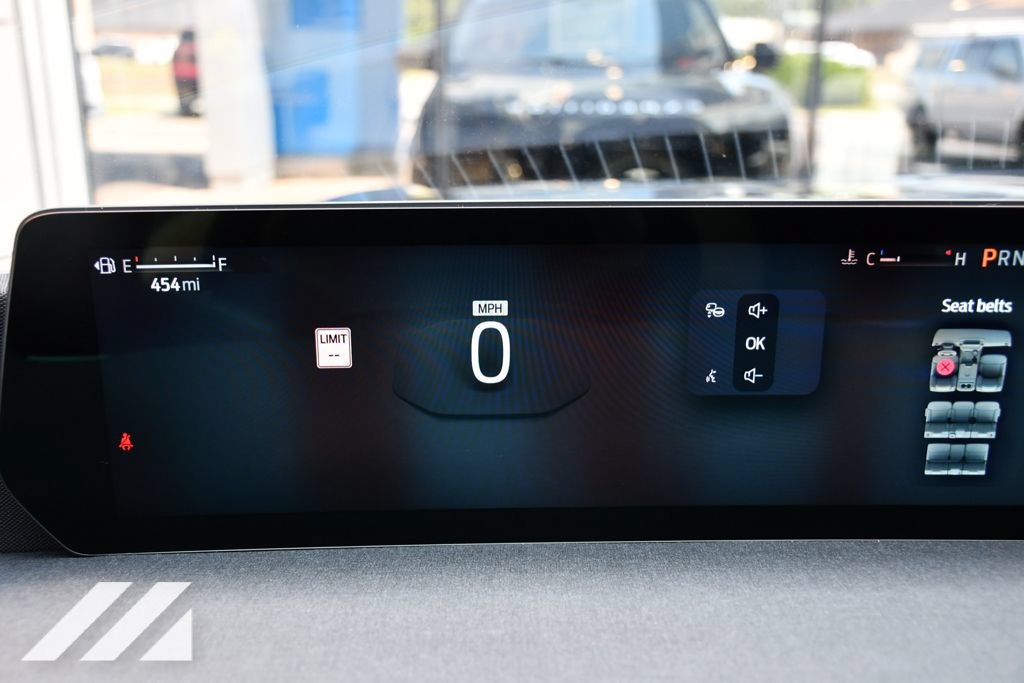 2025 Ford Expedition Active - Photo 13