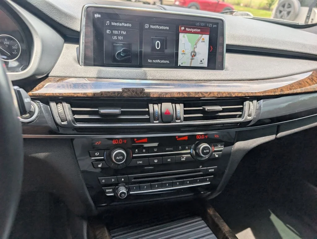 Used 2018 White BMW xDrive35i image 15