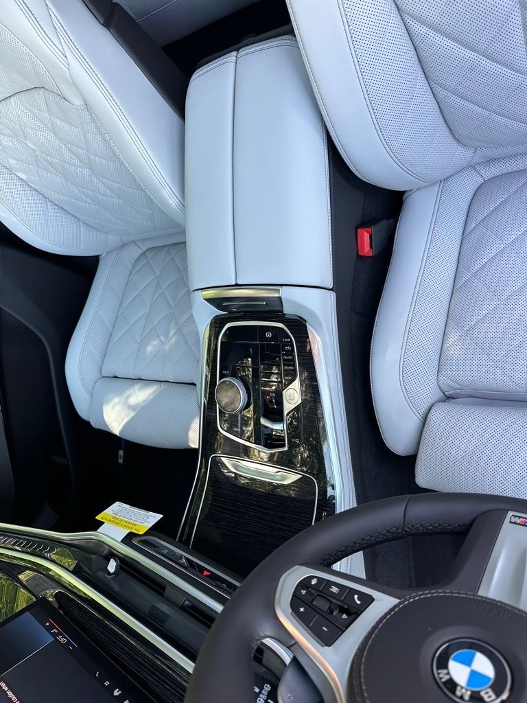 New 2026 Carbon Black Metallic BMW xDrive40i image 19