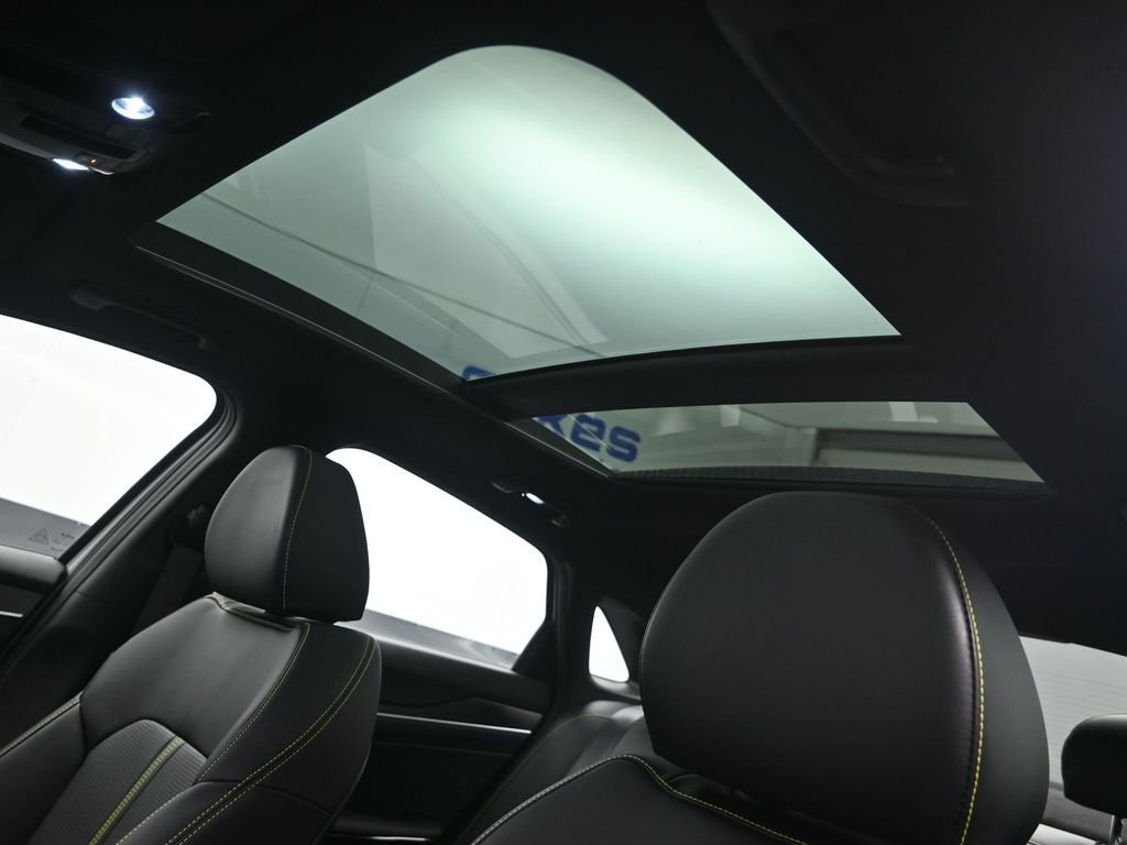2026 Kia K5 GT - Photo 29