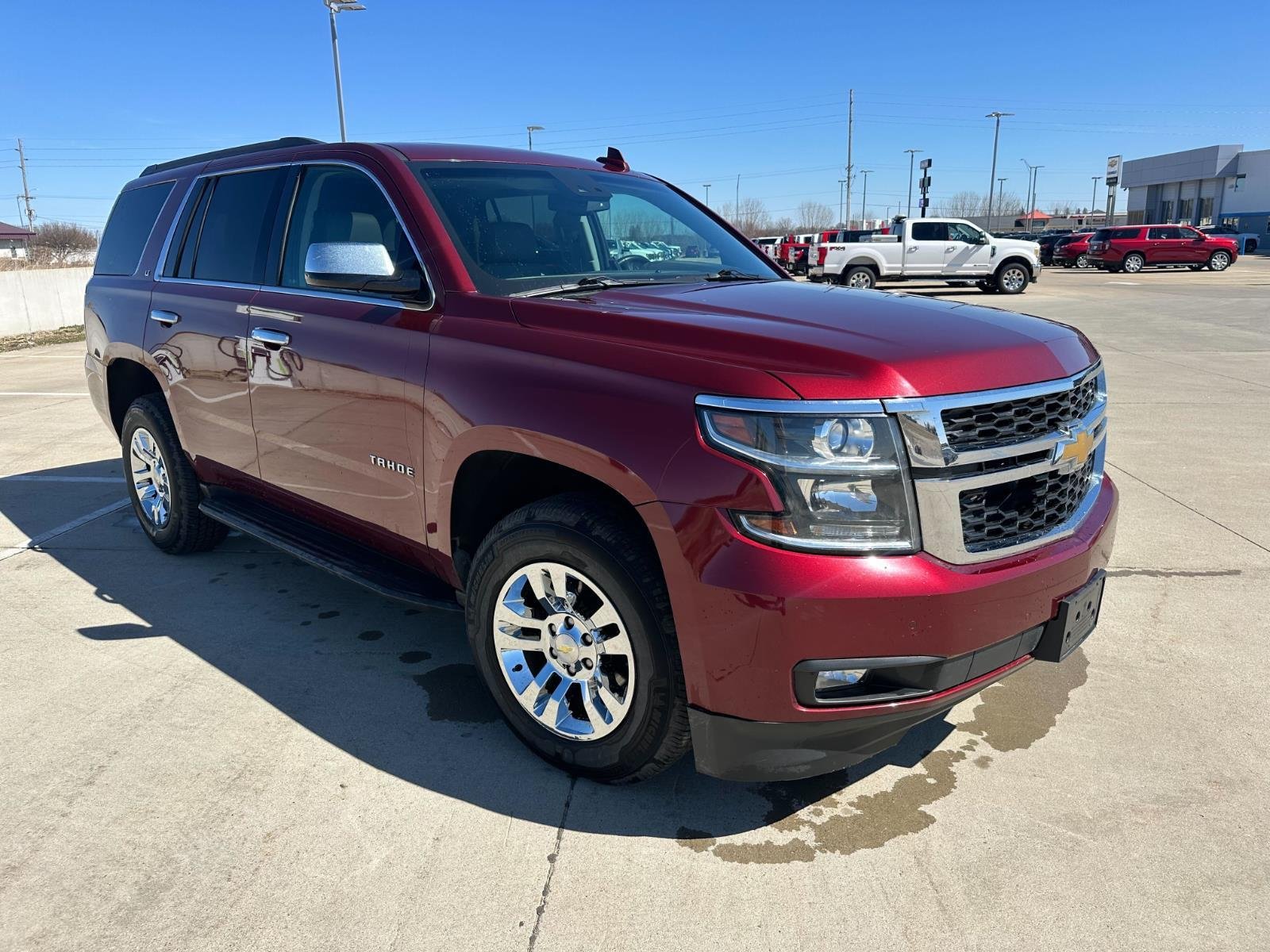 Used 2016 Chevrolet Tahoe LT with VIN 1GNSKBKC2GR168578 for sale in Charles City, IA