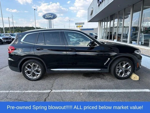Used 2020 Black BMW xDrive30i image 7