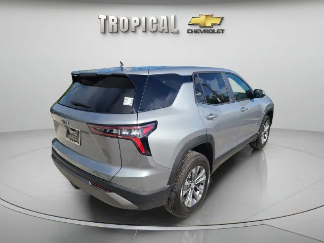 New 2027 Sterling Gray Metallic Chevrolet LT image 5