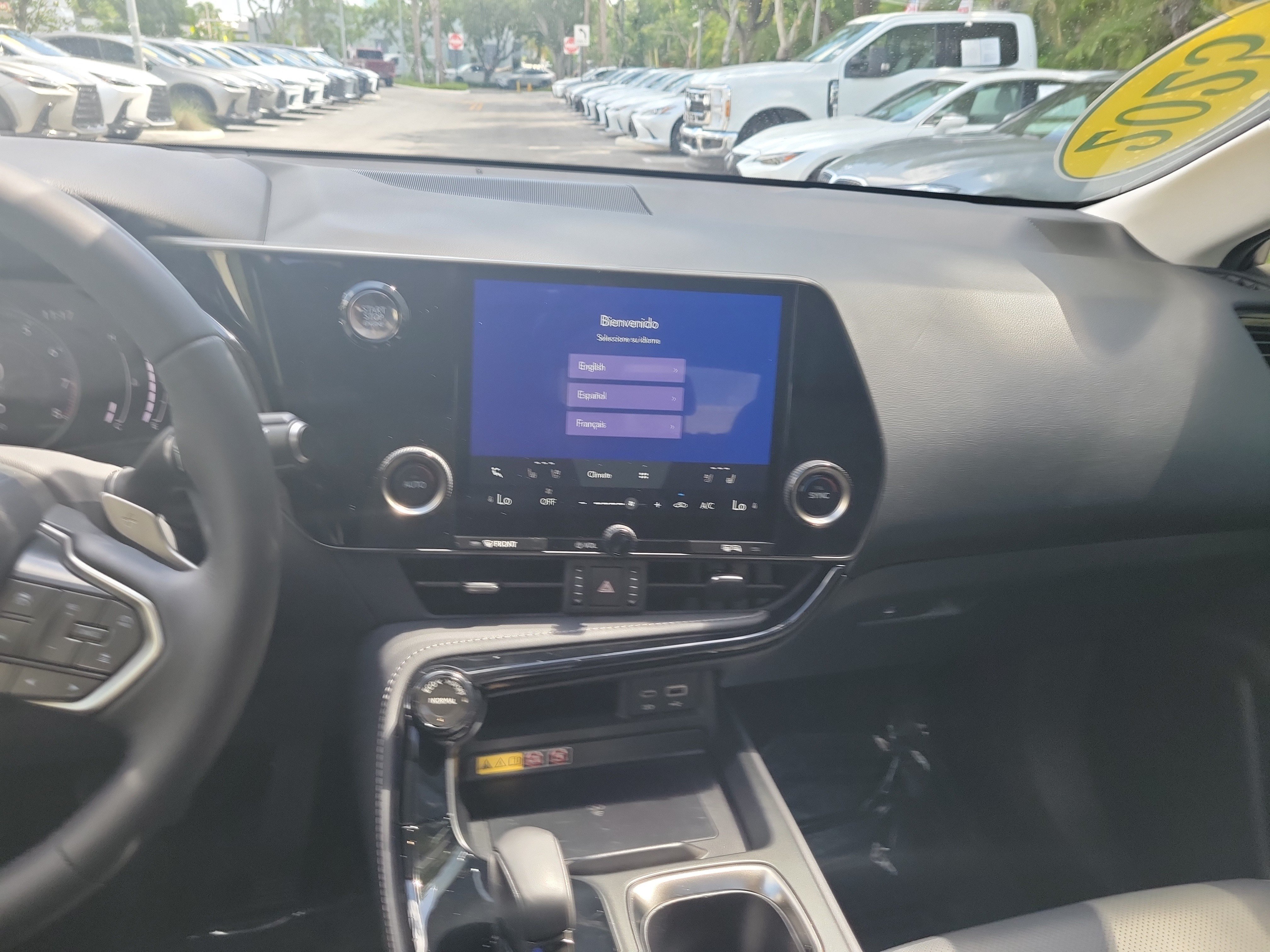 Certified Used 2025 EMINENT WHITE PEARL Lexus NX 250 Premium image 17