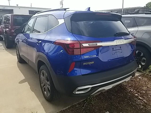 Used 2022 Blue Kia S image 12