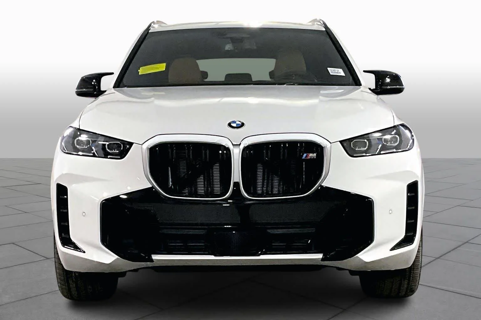 New 2026 Alpine White BMW M60i image 2