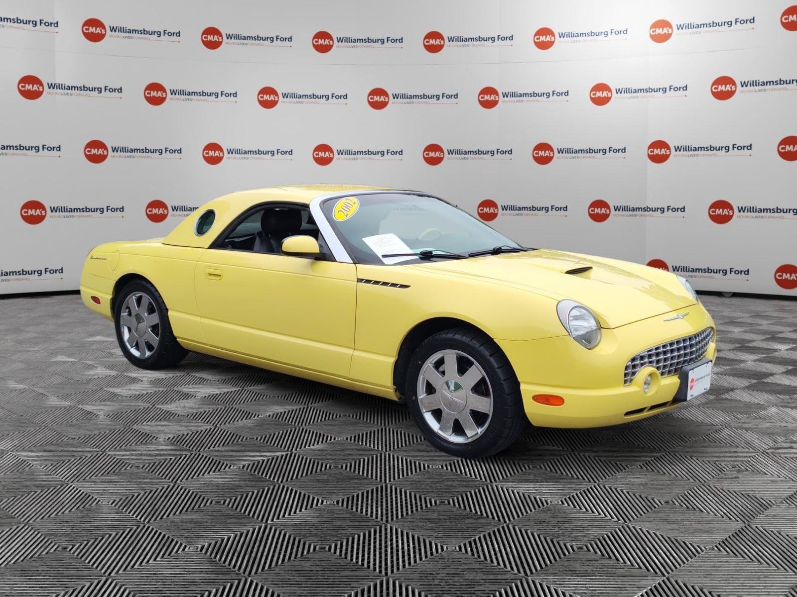 Used 2002 Inspiration Yellow Ford Deluxe image 7