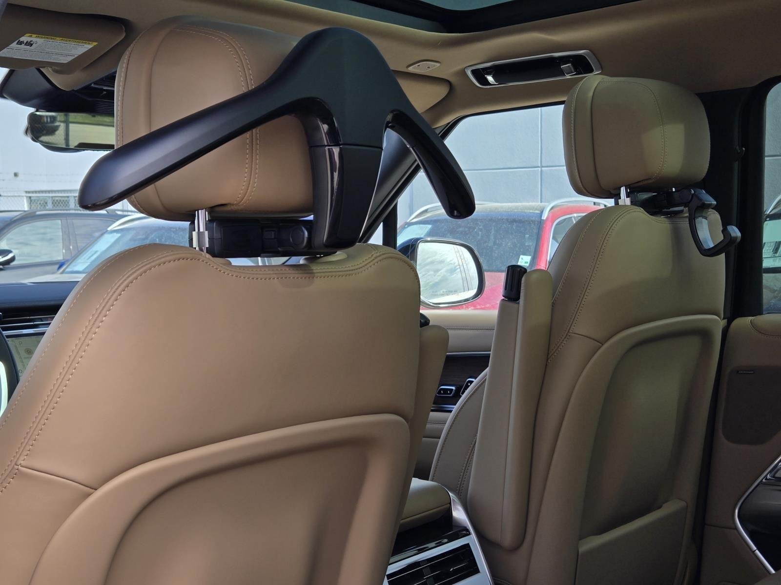 New 2026 Batumi Gold LAND ROVER SE PHEV image 33