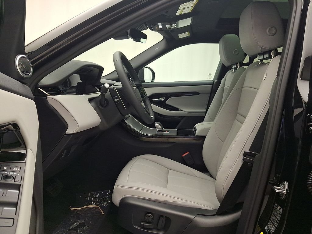New 2026 Santorini Black Land Rover S image 10