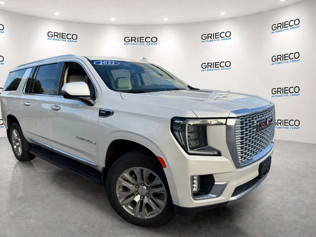 Used 2022 White Frost Tri-Coat GMC Denali image 1