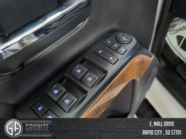 Used 2018 White Chevrolet LTZ image 12