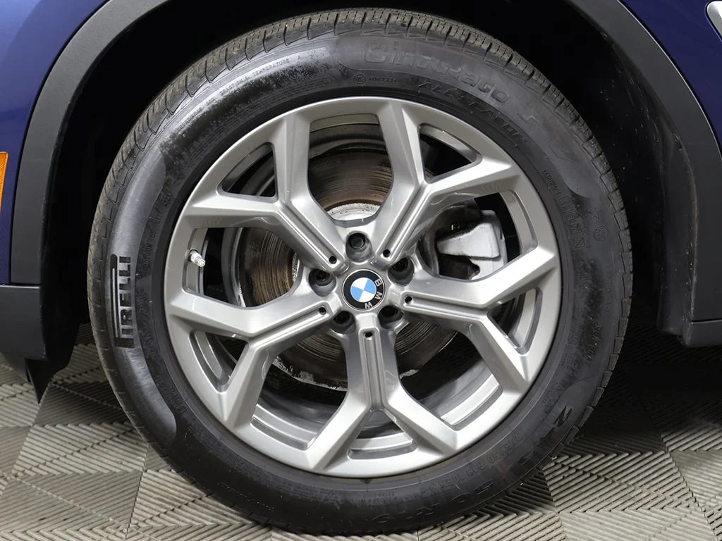 Used 2022 Phytonic Blue Metallic BMW xDrive30i image 24