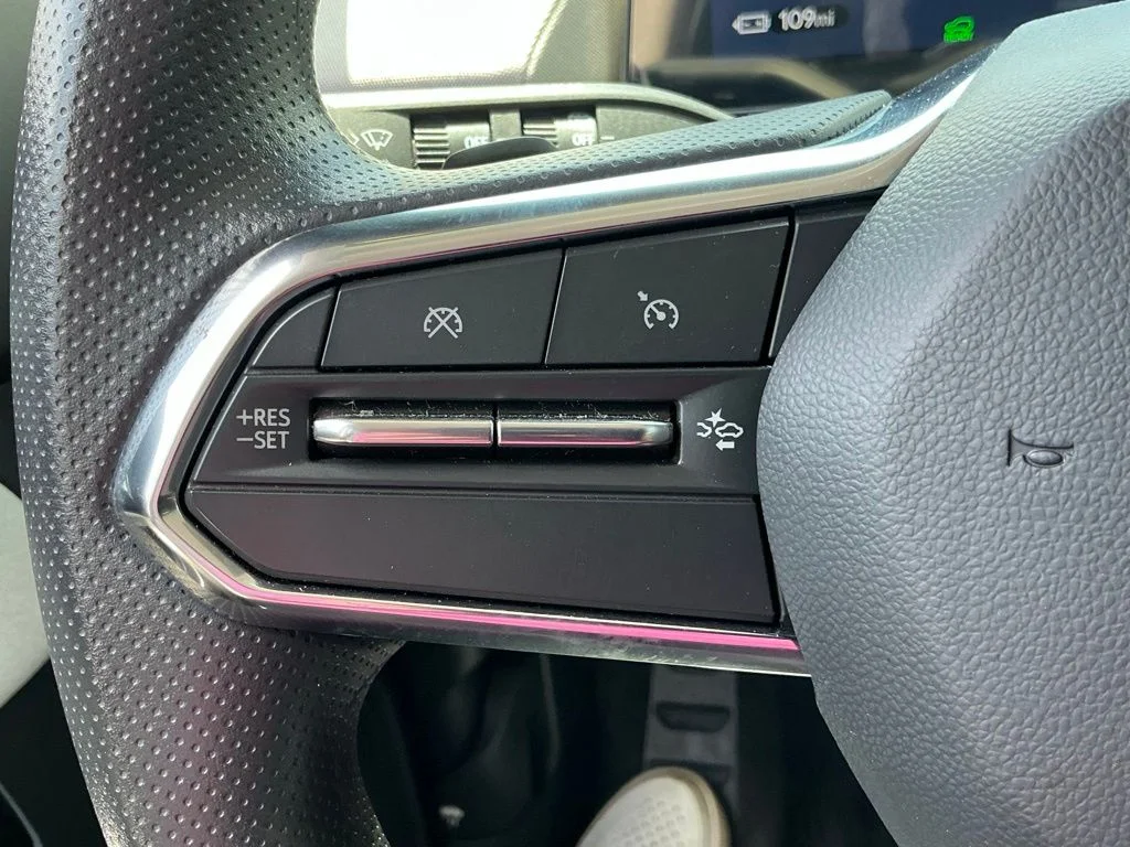 Used 2025  Honda EX image 34