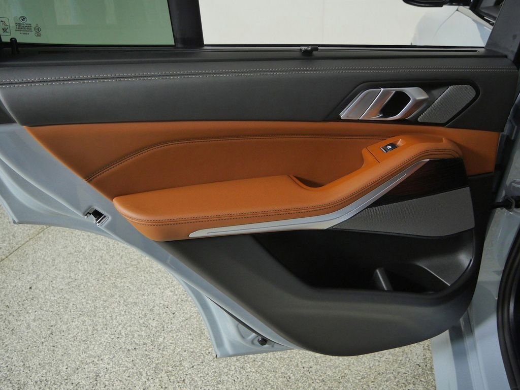 New 2026 Brooklyn Grey Metallic BMW xDrive40i image 31