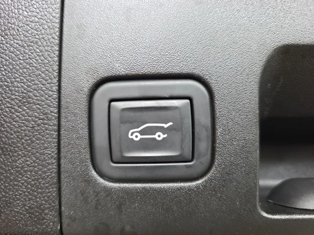 Used 2023 Black Metallic Cadillac Sport image 13