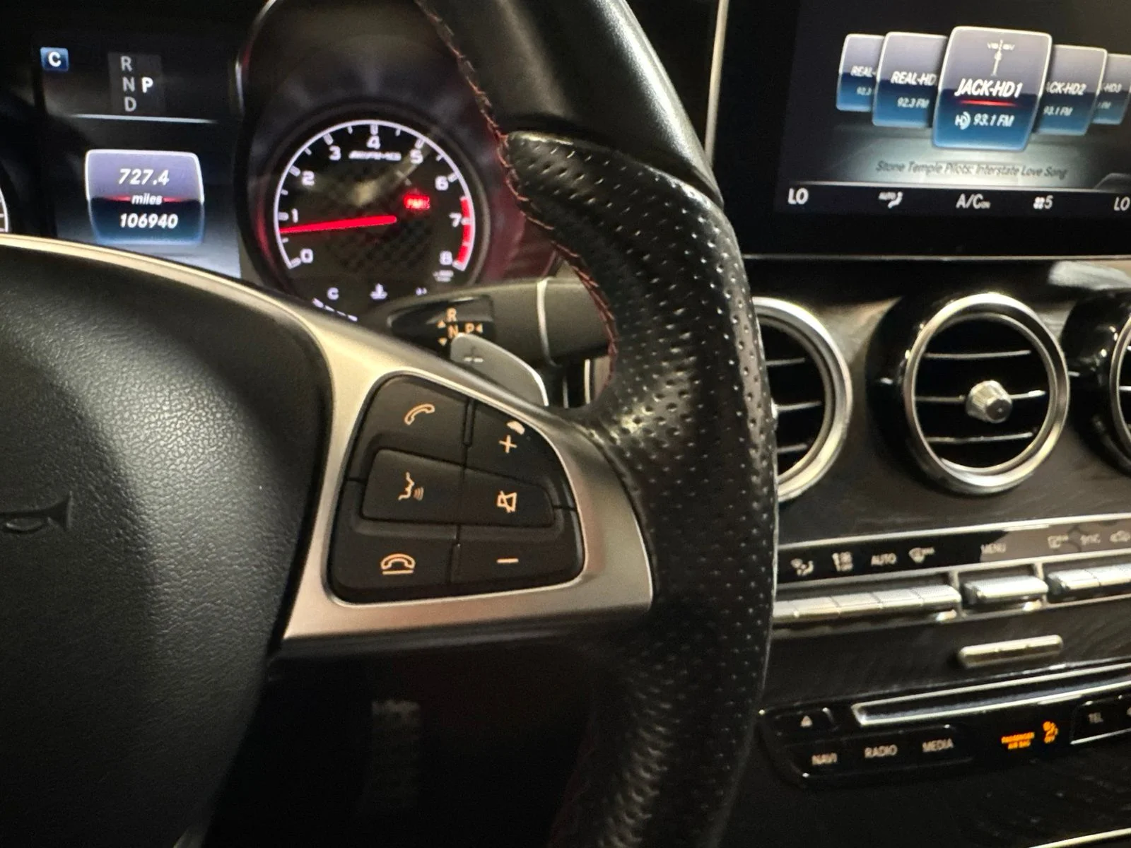 Used 2018  Mercedes-Benz GLC 43 AMG® Coupe image 38