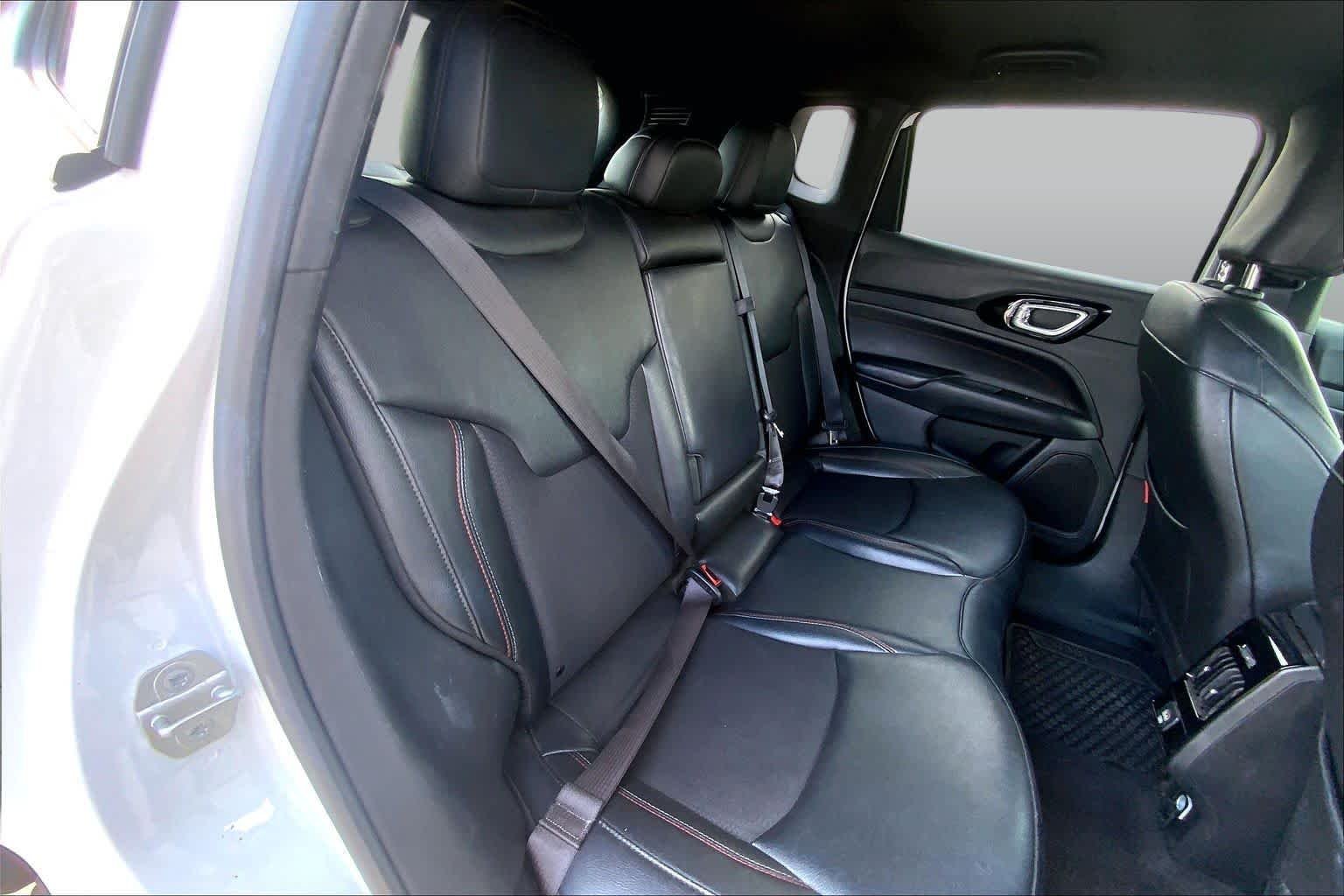 2025 Jeep Compass Trailhawk - Photo 19