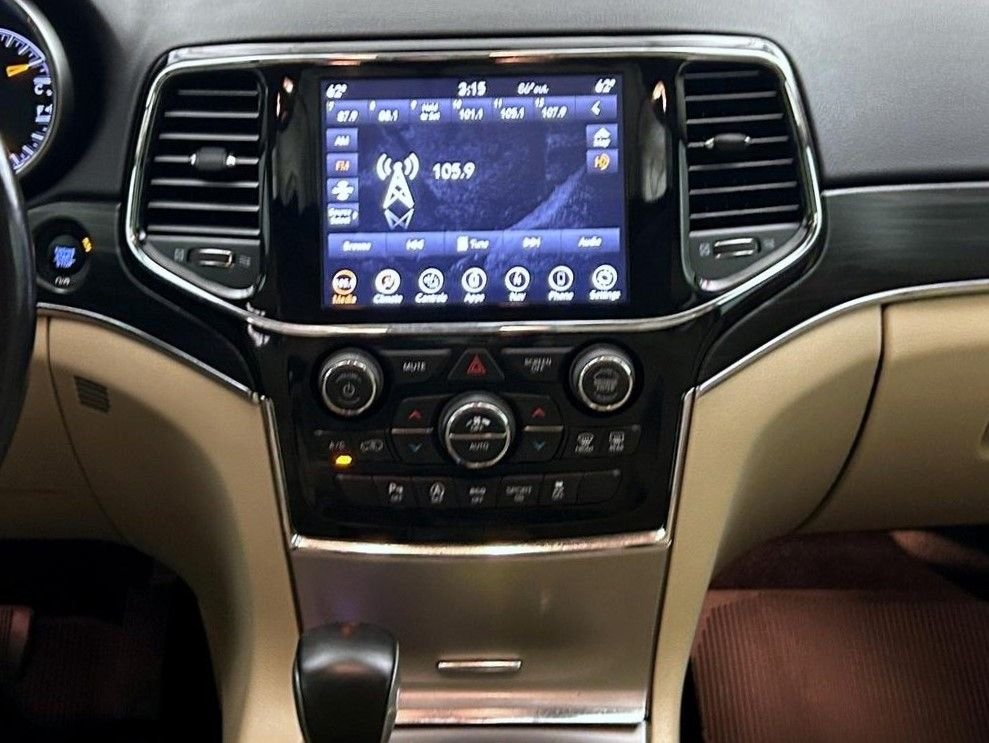 Used 2020 Brown Jeep Limited image 12