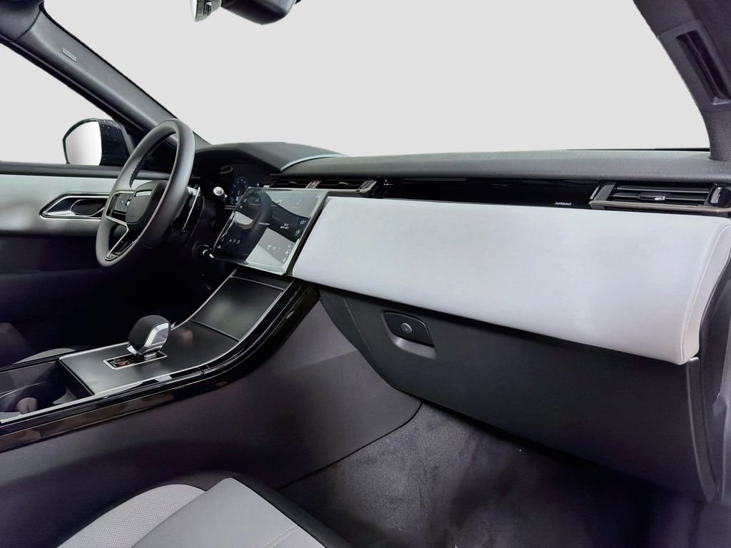 New 2026 Santorini Black Land Rover S image 31