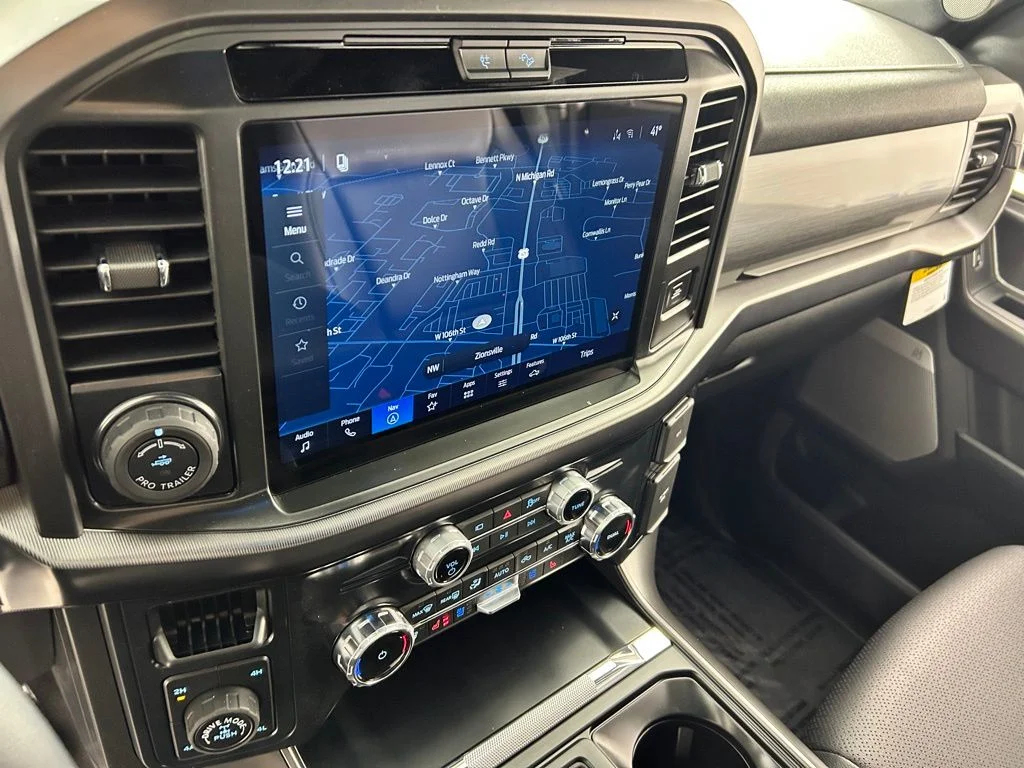 New 2026 Agate Black Metallic Ford Lariat image 18