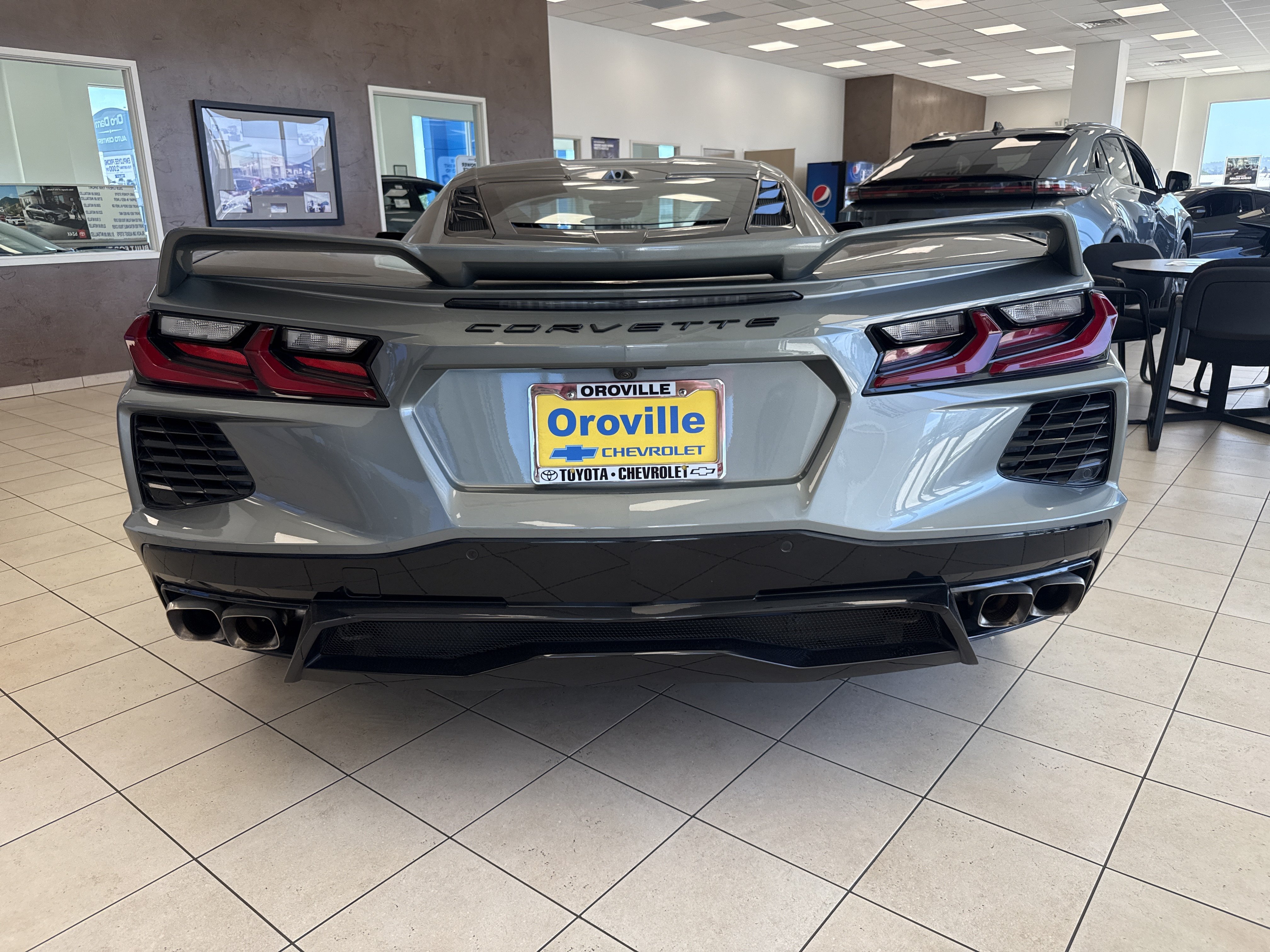 Used 2022 Gray Metallic Chevrolet 3LT image 4