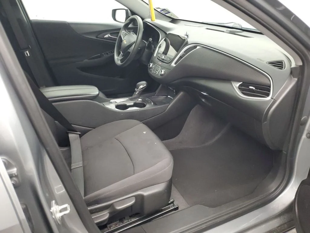 Used 2024 Sterling Gray Metallic Chevrolet LT image 9