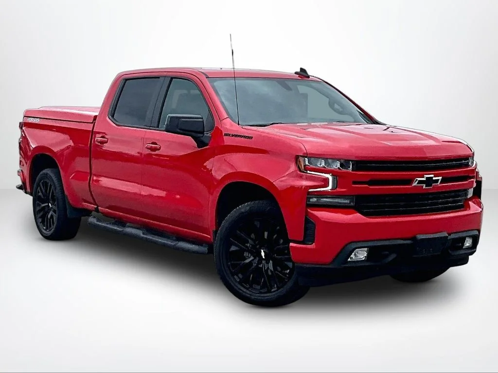 Used 2021 Red Chevrolet RST image 13