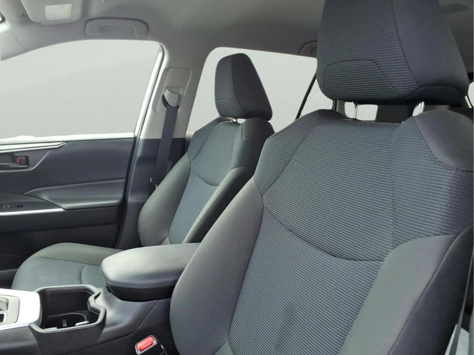 Used 2024 Silver Sky Metallic Toyota LE image 18