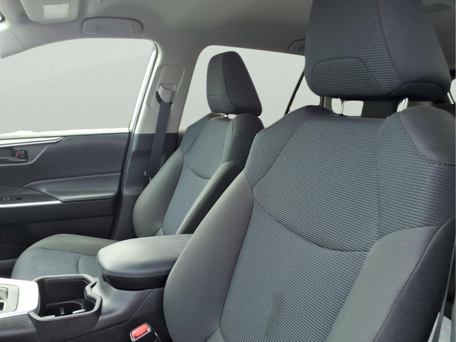 Used 2024 Silver Sky Metallic Toyota LE image 18