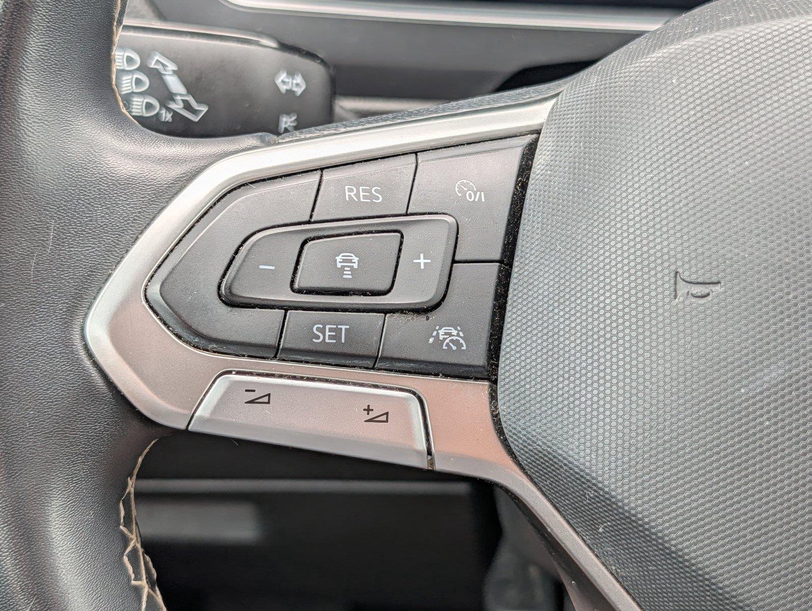 Used 2023 Pyrite Silver Metallic Volkswagen S image 25