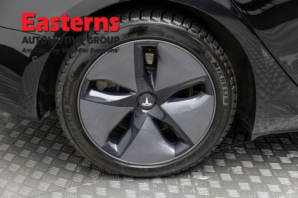 Used 2018 Black Tesla Long Range image 26