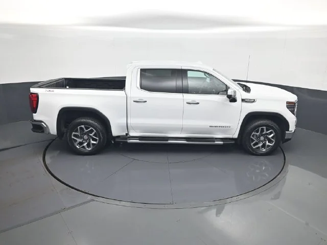 Certified Used 2023 White GMC SLT image 16