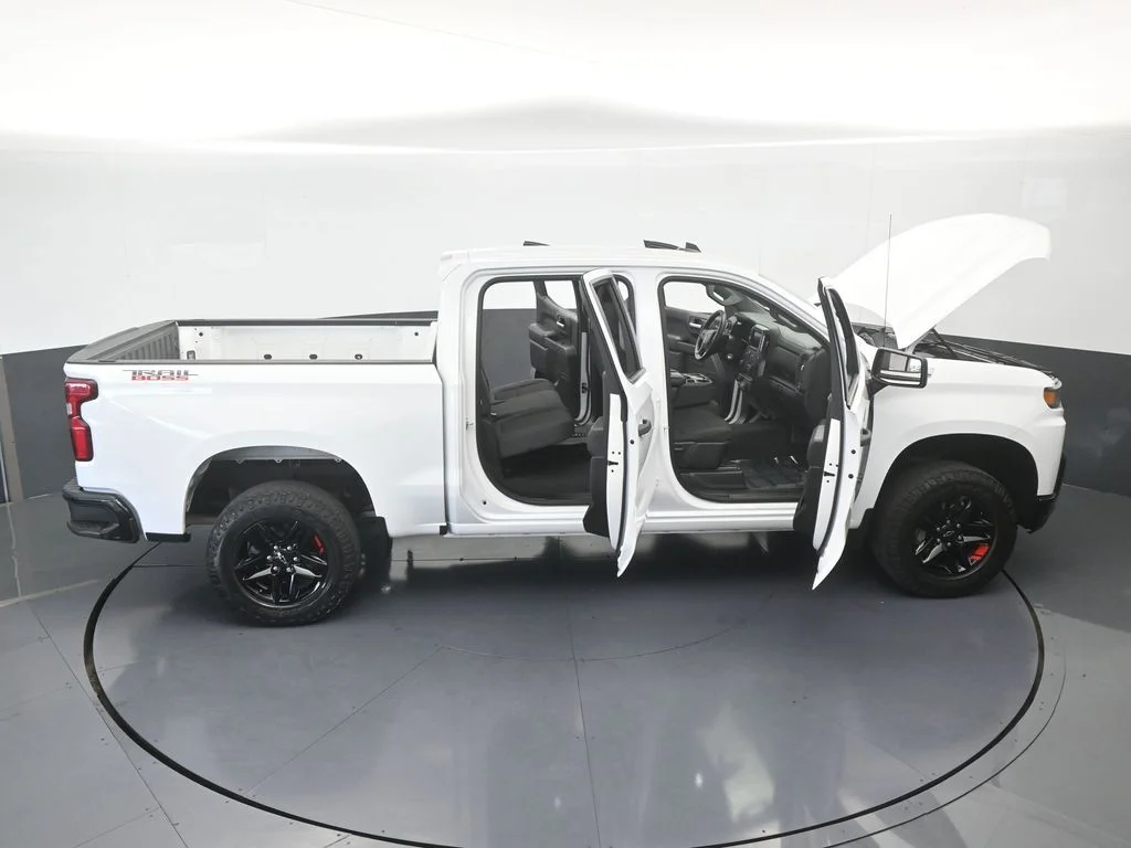 Used 2021 Summit White Chevrolet Custom Trail Boss image 72