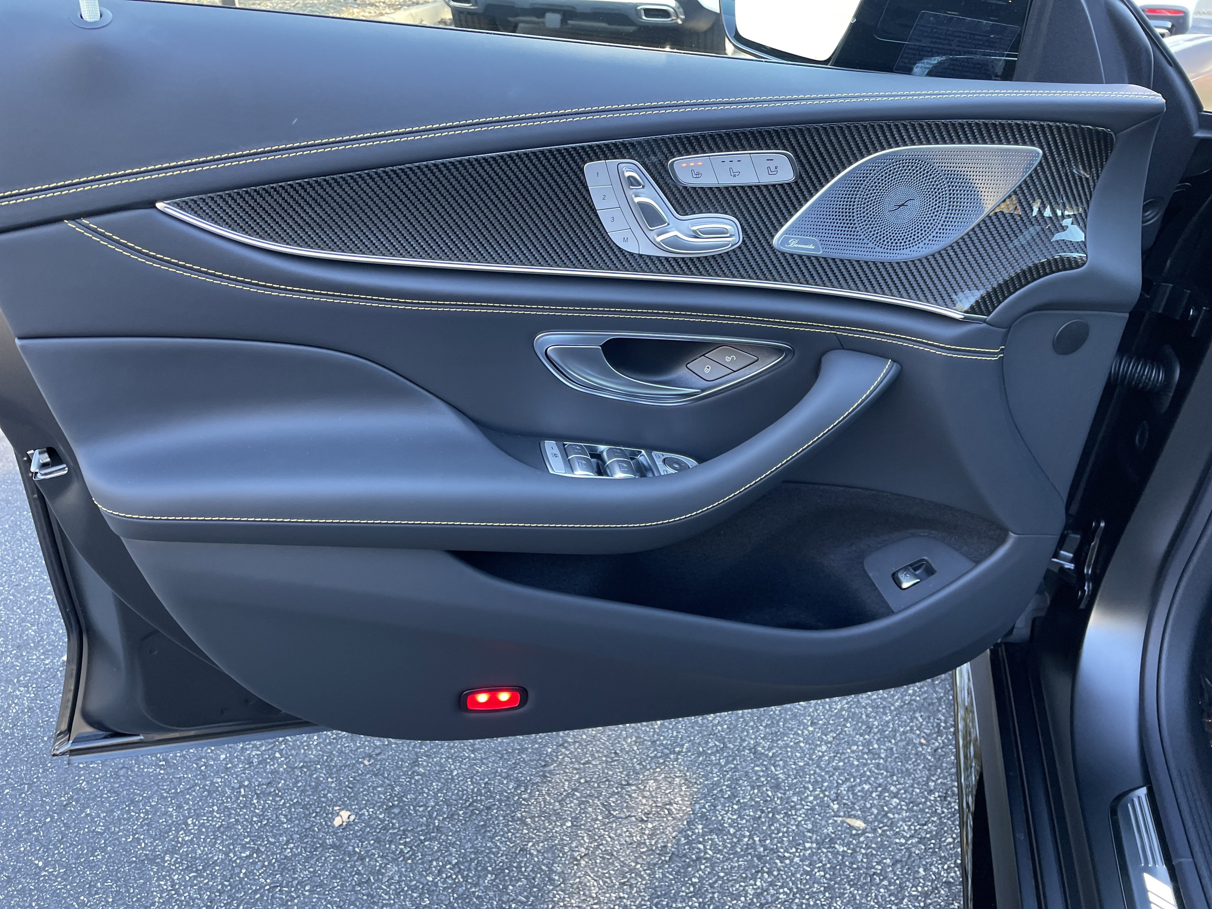 New 2026 MANUFAKTUR Graphite Grey Magno Mercedes-Benz AMG® GT 53 4-Door Coupe image 17