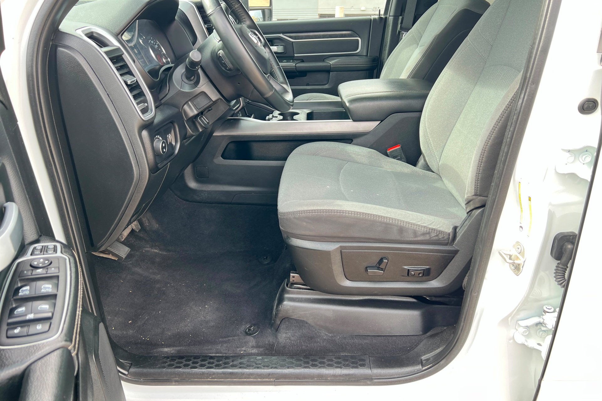 Used 2024 Bright White Clearcoat Ram Big Horn image 19