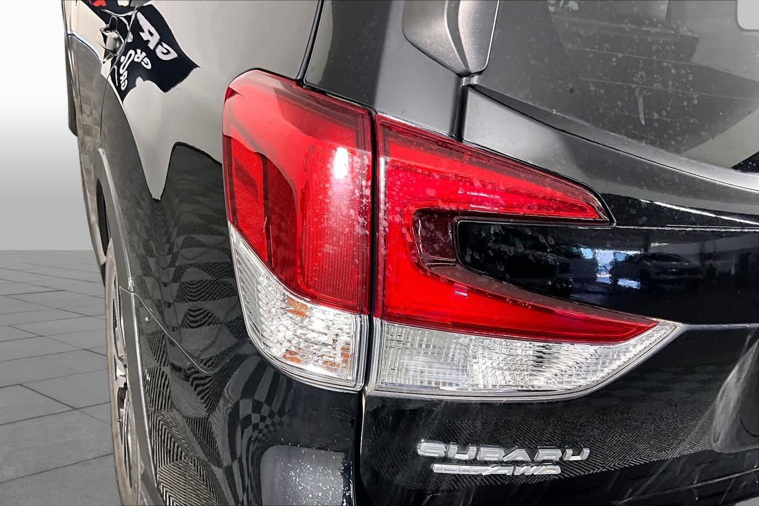 Used 2019 Crystal Black Silica Subaru Limited image 24