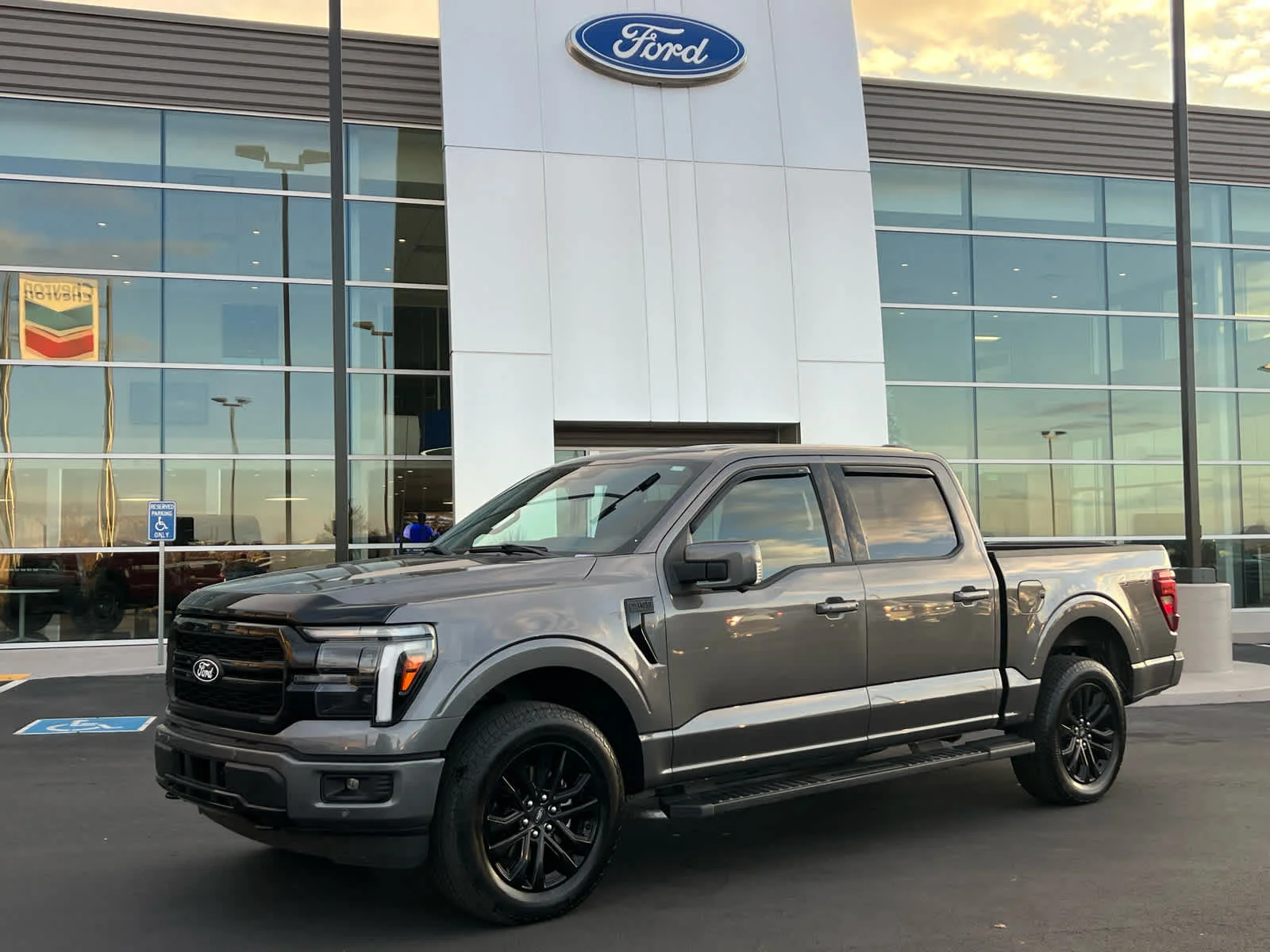 2025 Ford F-150 LARIAT