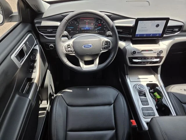 Used 2024 White Ford XLT image 12