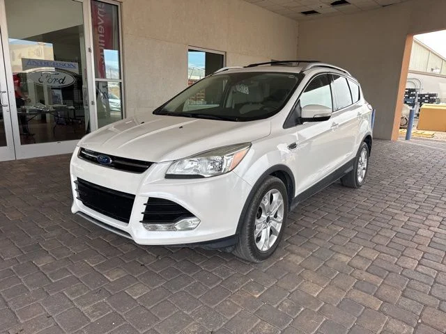 2016 Ford Escape Titanium 4WD's photo