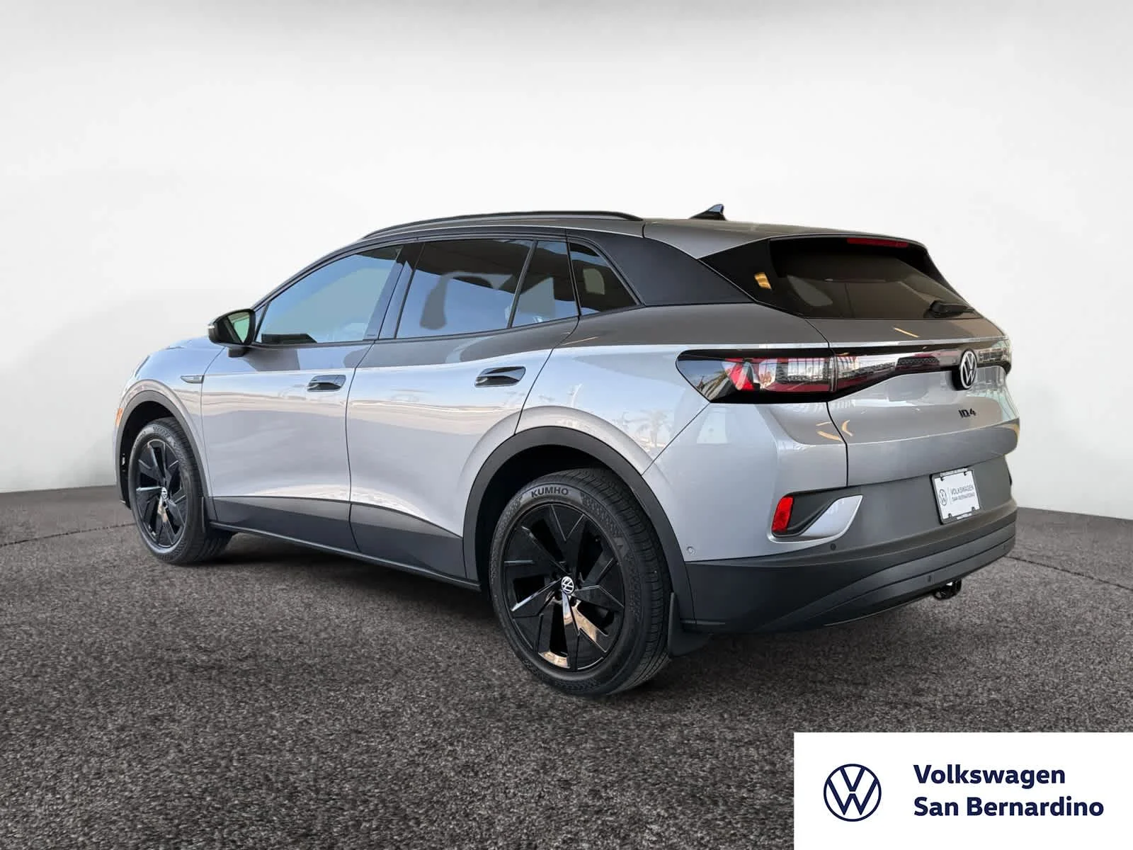 New 2026 Silver Mist Metallic Volkswagen Pro S image 3