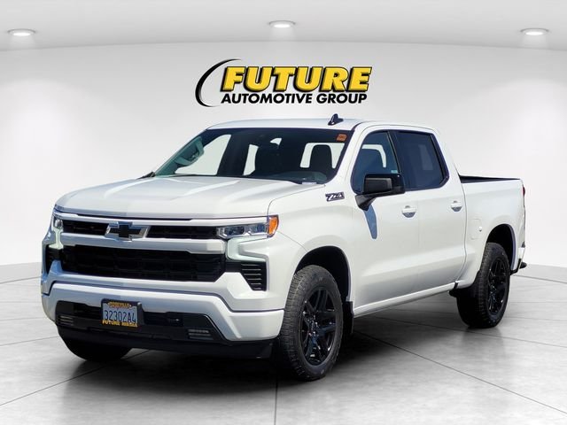 Used 2024 White Chevrolet RST image 5