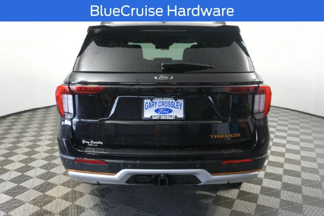 New 2026 Agate Black Metallic Ford Tremor® image 17
