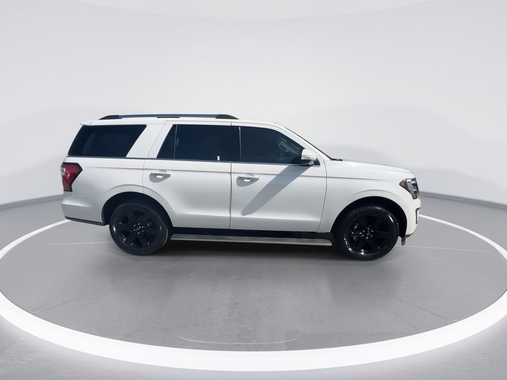 Used 2020 White Ford Limited image 9