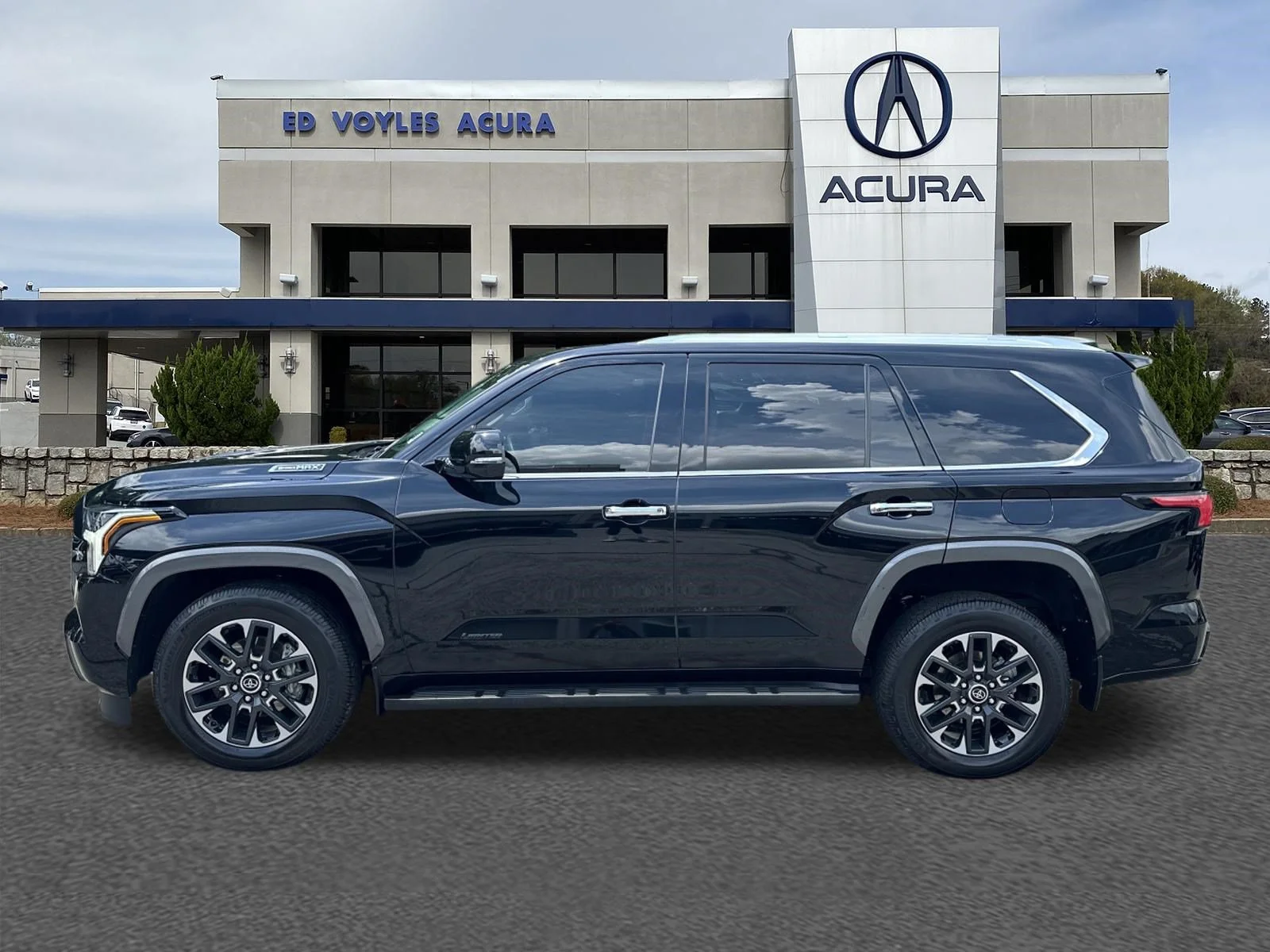 Used 2024 Midnight Black Metallic Toyota Limited image 8