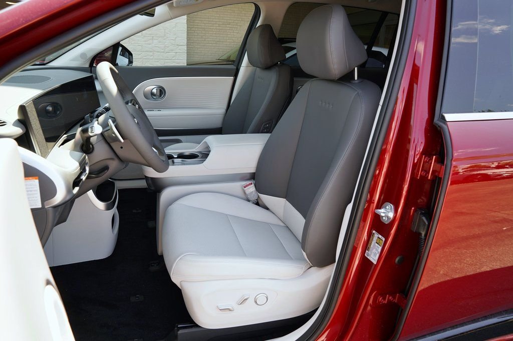 New 2026 Ultimate Red Hyundai SEL image 37