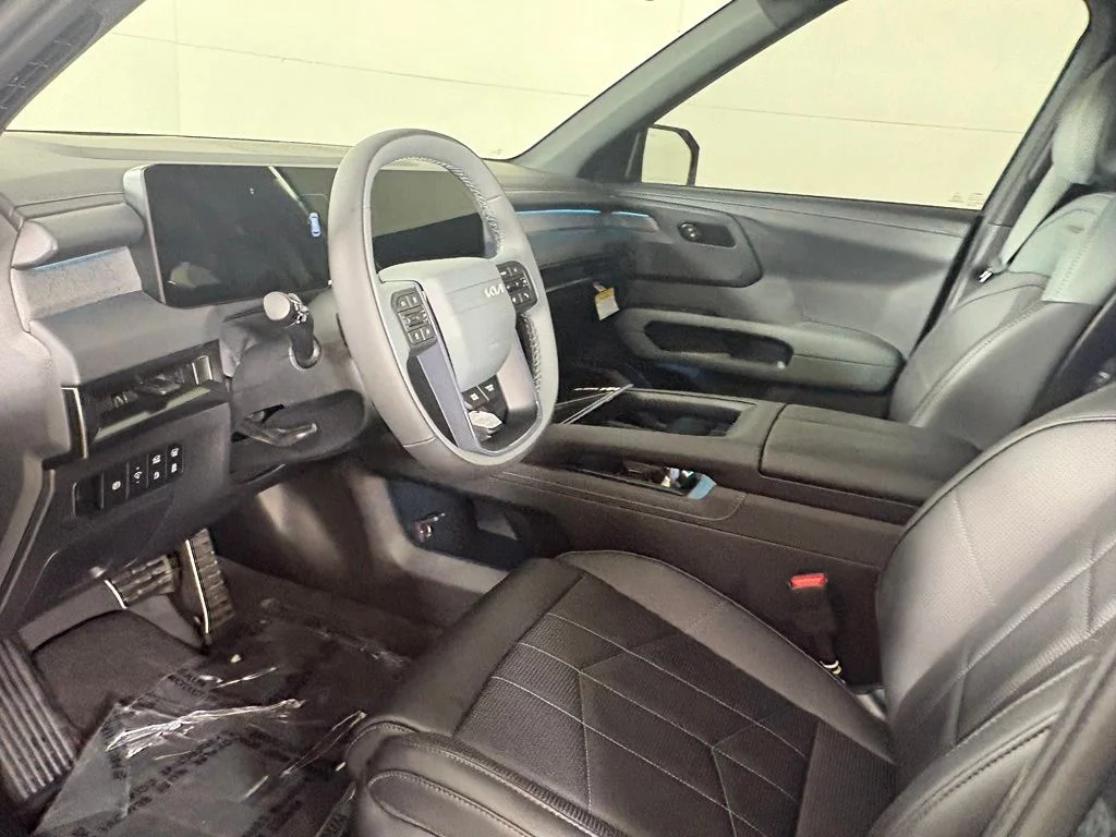 New 2027 Black Jade Green Kia X-LINE SX image 22
