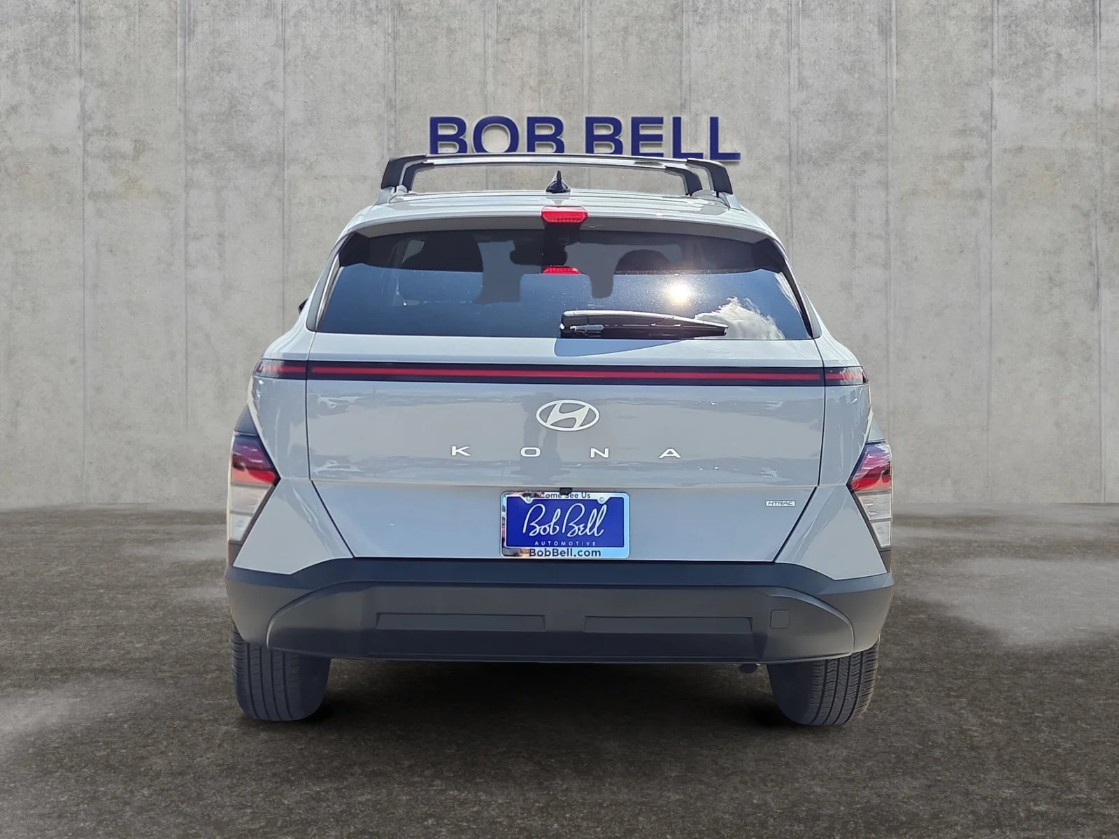 Certified Used 2025 Gray Hyundai SEL image 4