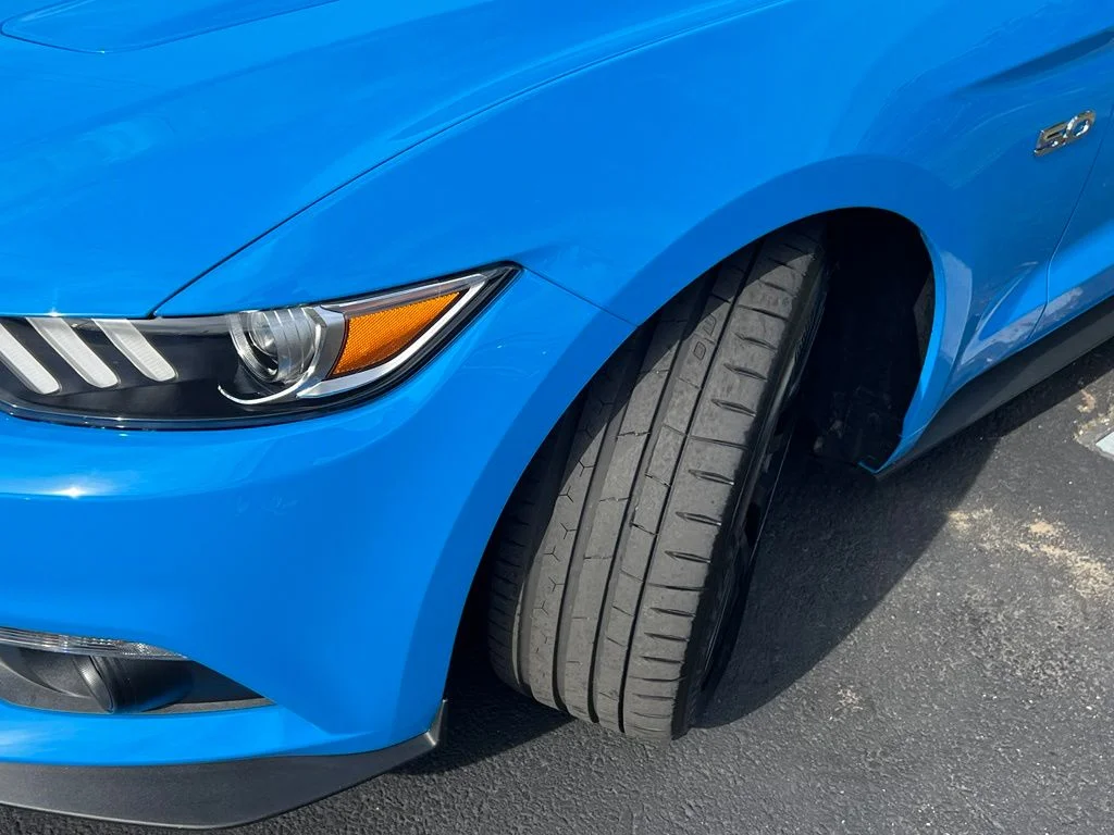 2017 Ford Mustang GT Premium - Photo 3